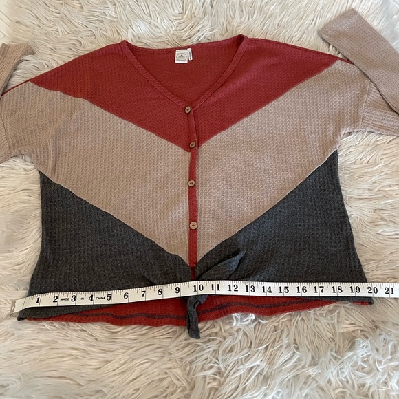 Paper Crane | Tie Front Top - Picture 8 of 12